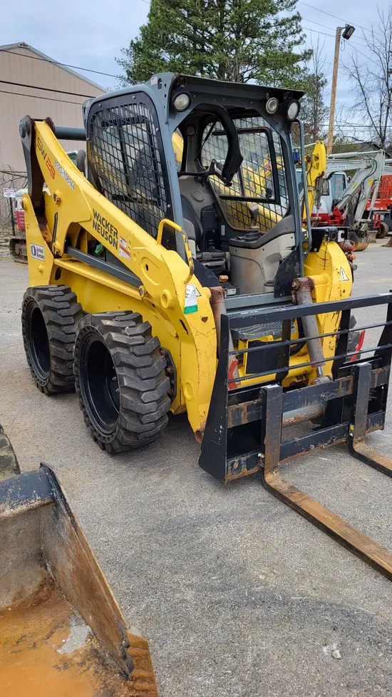 2018 Wacker Neuson SW28 Track Loader