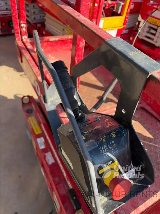 2018 MEC 1330SE Scissor Lift