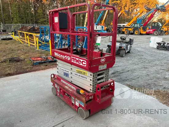 2019 MEC MICRO 19 Scissor Lift