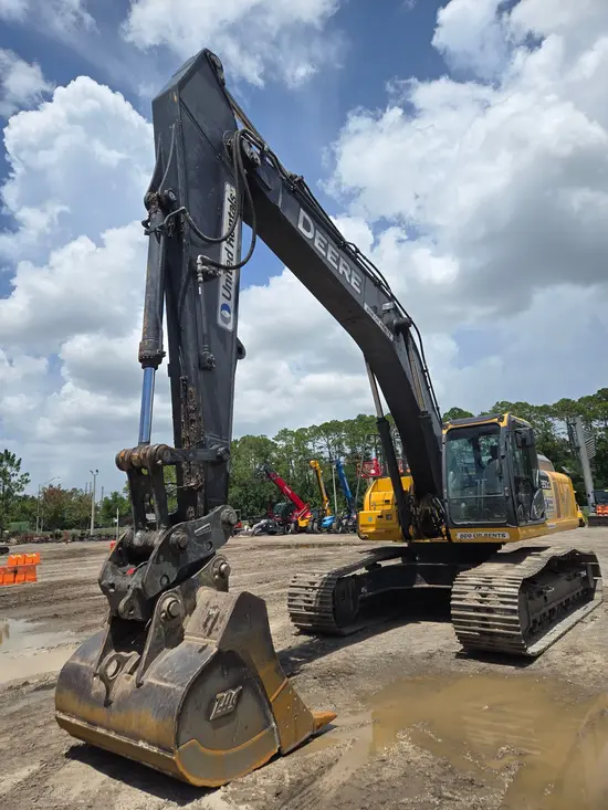 2021 John Deere 350G LC Excavator