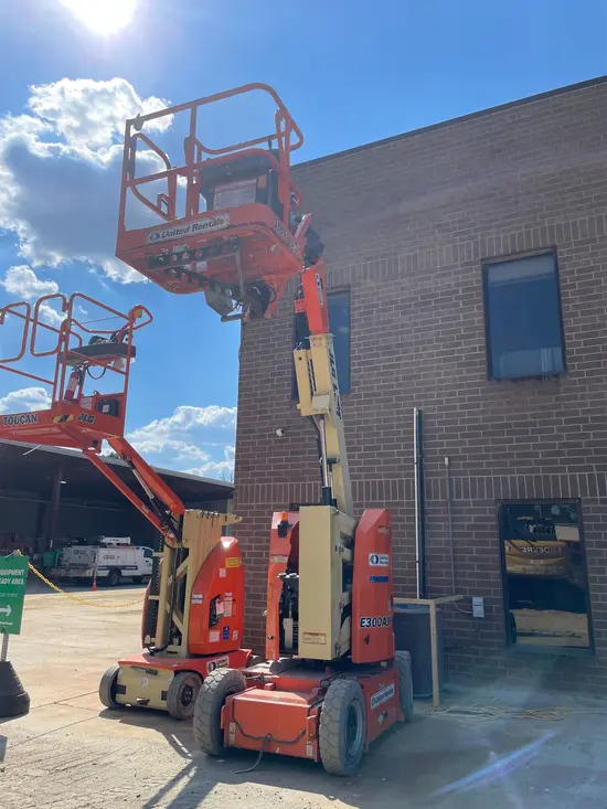 2016 JLG E300AJP Articulating Boom Lift