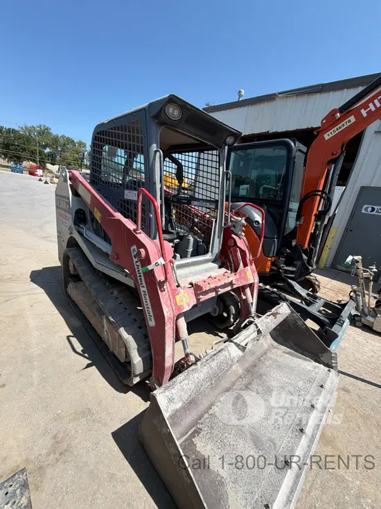 2022 Takeuchi TL8R2R Track Loader