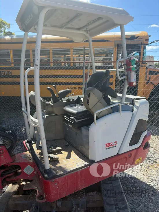 2021 Takeuchi TB225R Mini Excavator