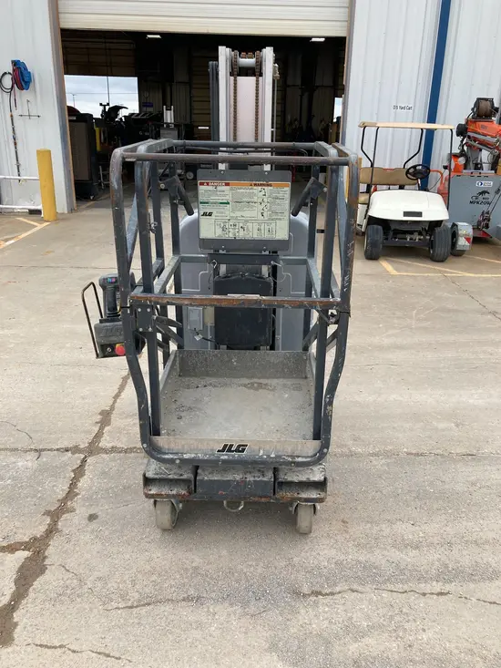 2017 JLG 20MVL Self-Propelled One-Person Lift