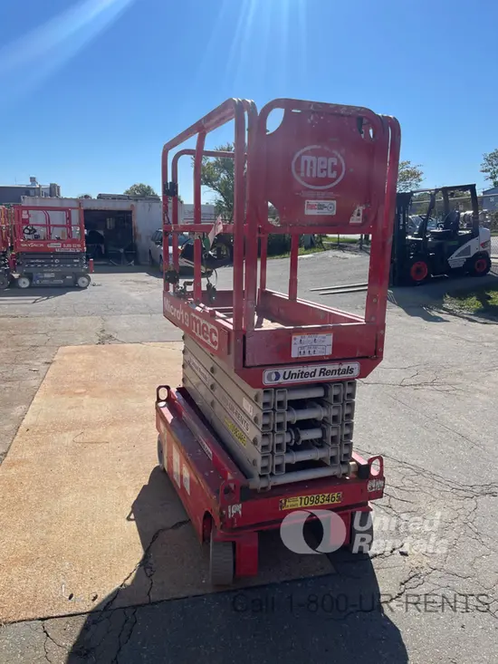 2019 MEC MICRO 19 Scissor Lift