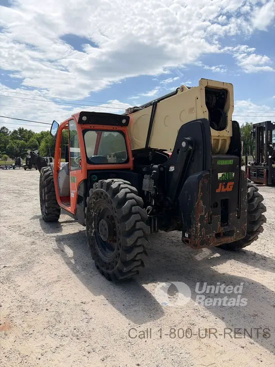 2016 JLG 1055 Forklift