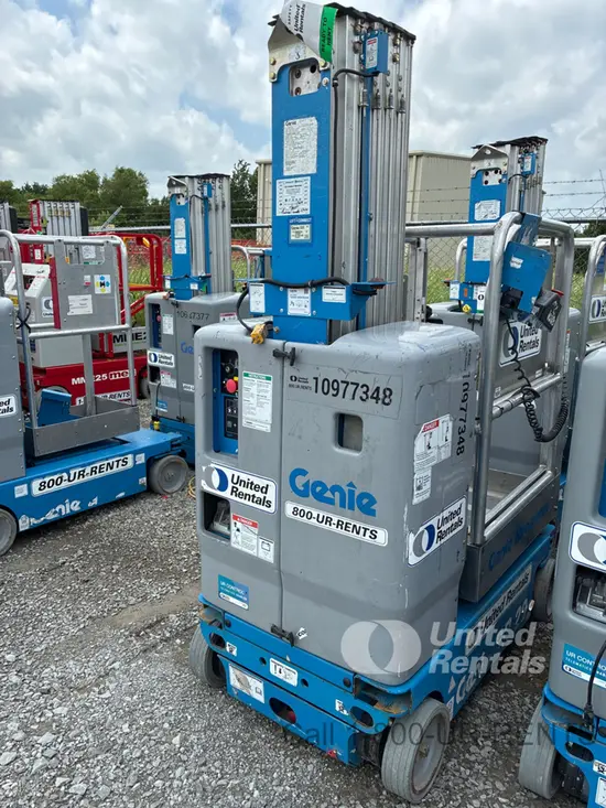 2019 Genie GR-20 Self-Propelled One-Person Lift