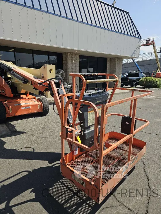 2018 JLG E450AJ Articulating Boom Lift