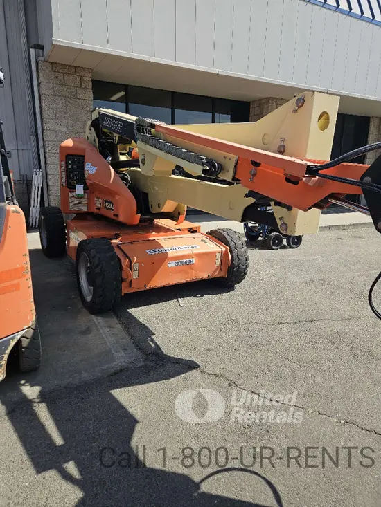 2018 JLG E450AJ Articulating Boom Lift