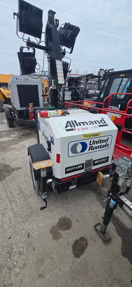 2022 Allmand NLGR LC 3KW Portable Work Light