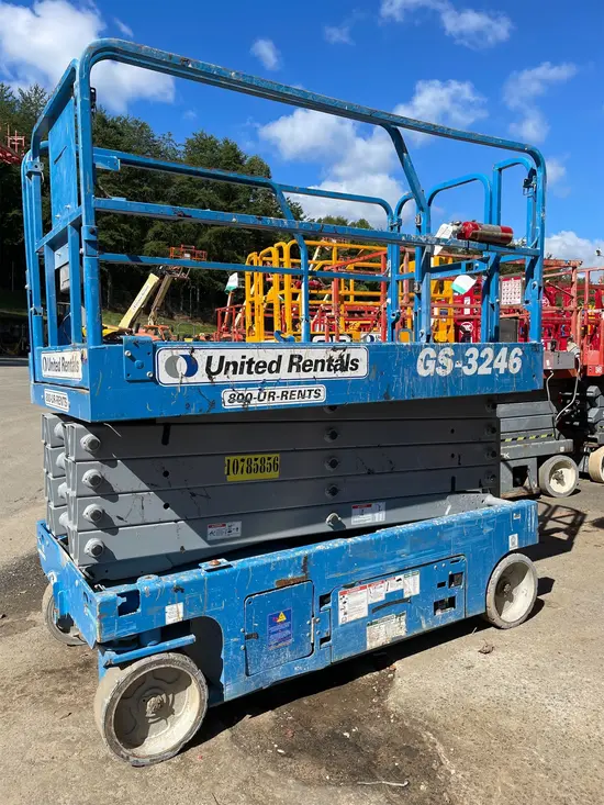 2018 Genie GS-3246 Scissor Lift
