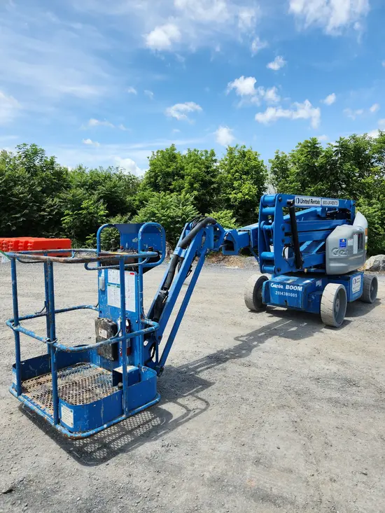 2016 Genie Z-40N Articulating Boom Lift
