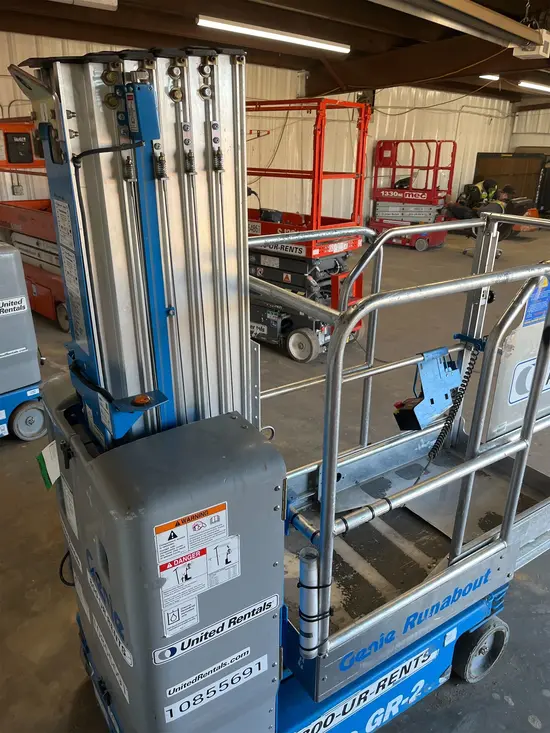 2018 Genie GR-20 Self-Propelled One-Person Lift