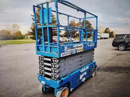 2018 Genie GS-3232 Scissor Lift
