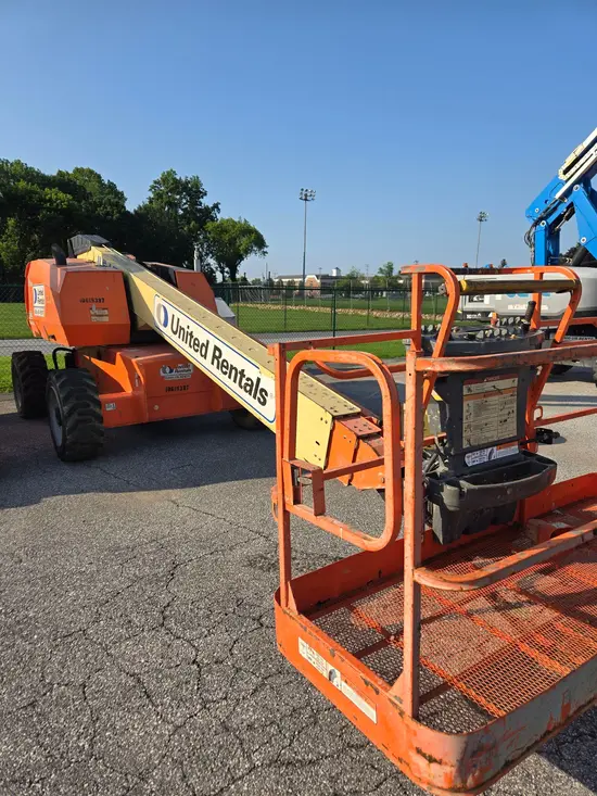 2017 JLG 600S Boom Lift
