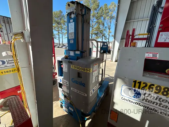 2019 Genie GR-20 Self-Propelled One-Person Lift