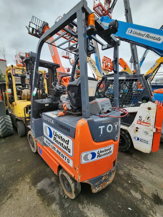 2019 Toyota 8FBCU25 Warehouse Forklift