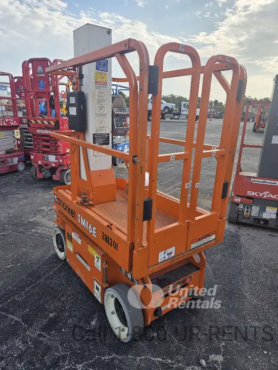 2021 Snorkel TM16E Self-Propelled One-Person Lift