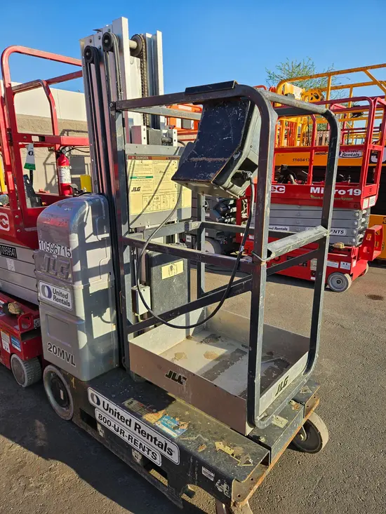 2017 JLG 20MVL Self-Propelled One-Person Lift