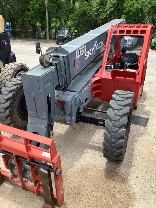 2016 Skyjack SJ643TH Forklift