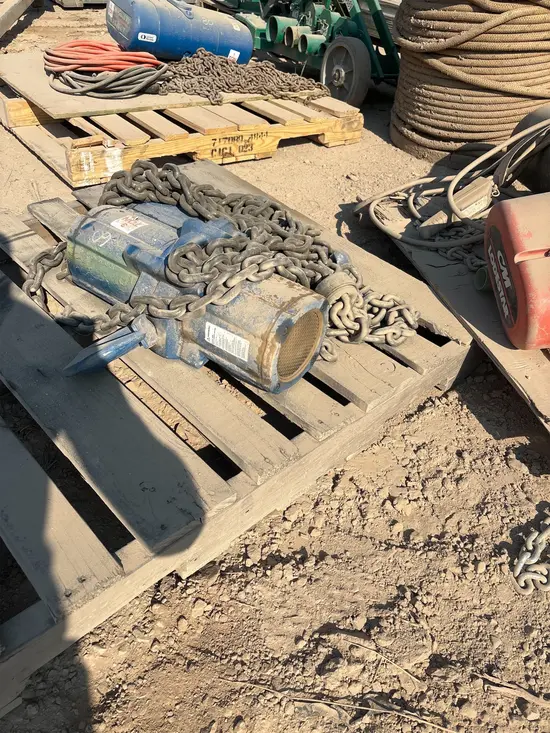 2012 JD NEUHAUS PROFI 3-6TI Hoist