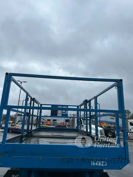 2016 Genie GS-4390 RT Rough Terrain Scissor Lift