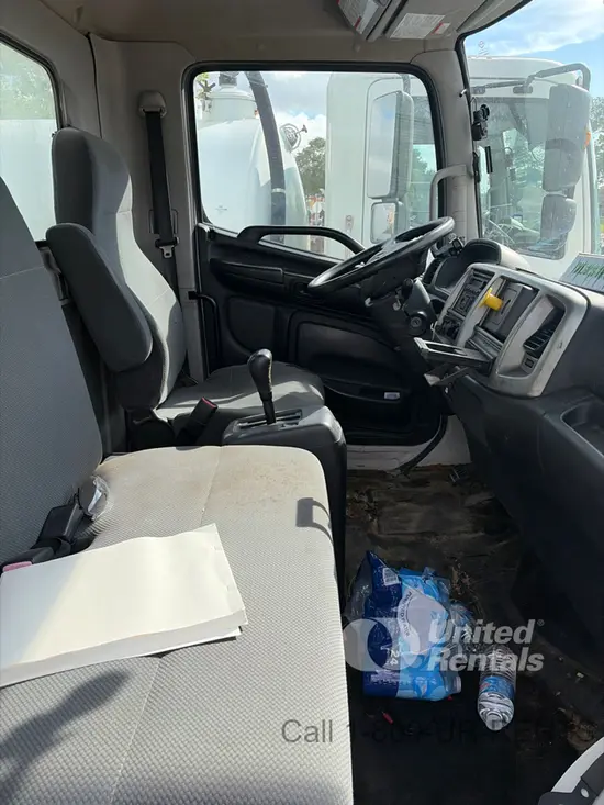 2020 HINO 268DCD4X2