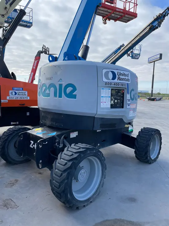 2017 Genie Z-62/40 Articulating Boom Lift