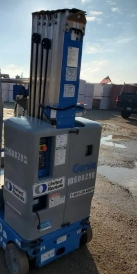 2016 Genie GR-20 Self-Propelled One-Person Lift