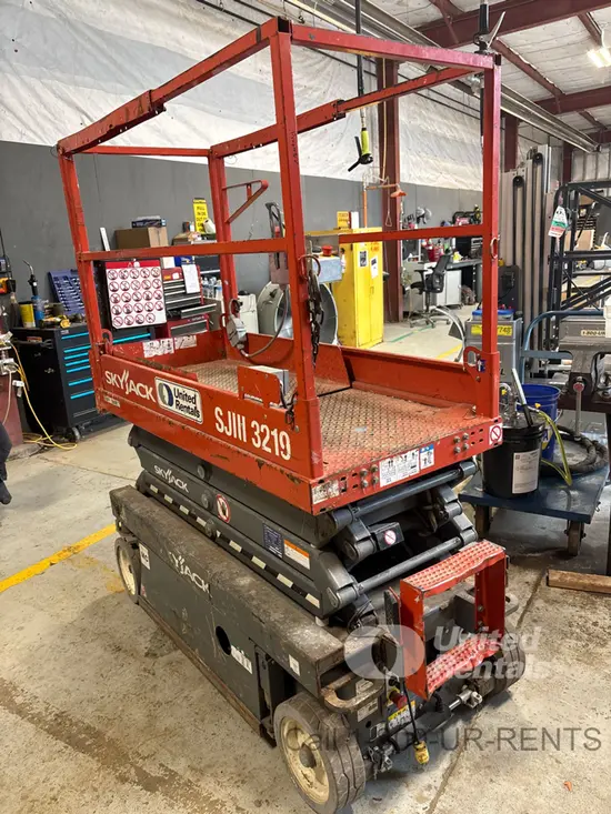 2018 Skyjack SJIII3219 Scissor Lift