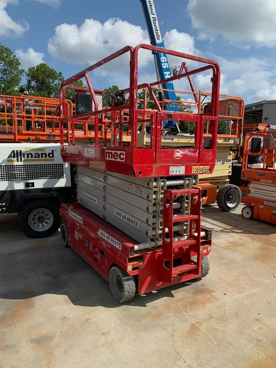 2017 MEC 4046SE Scissor Lift