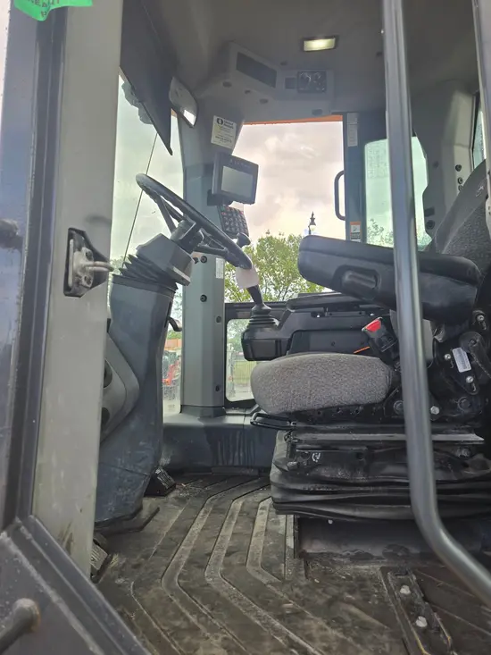 2021 John Deere 544P Wheel Loader
