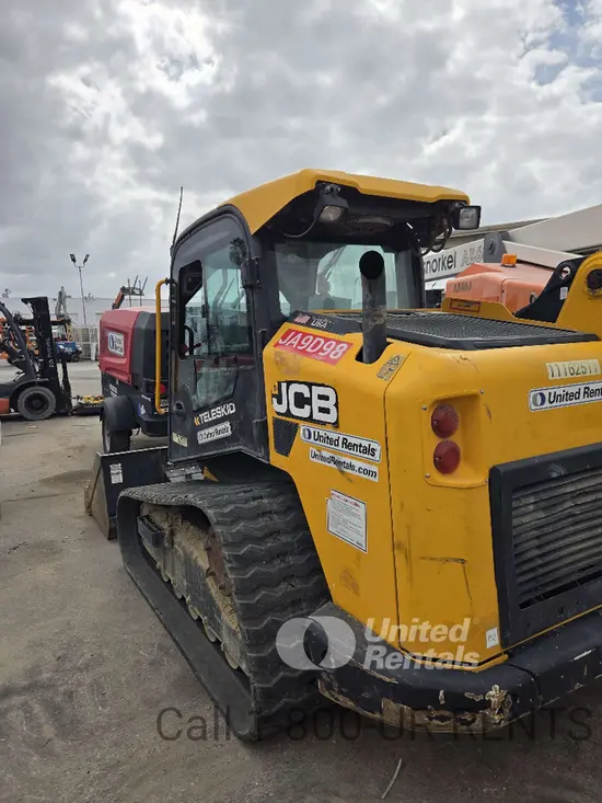 2021 JCB 3TS-8T Track Loader