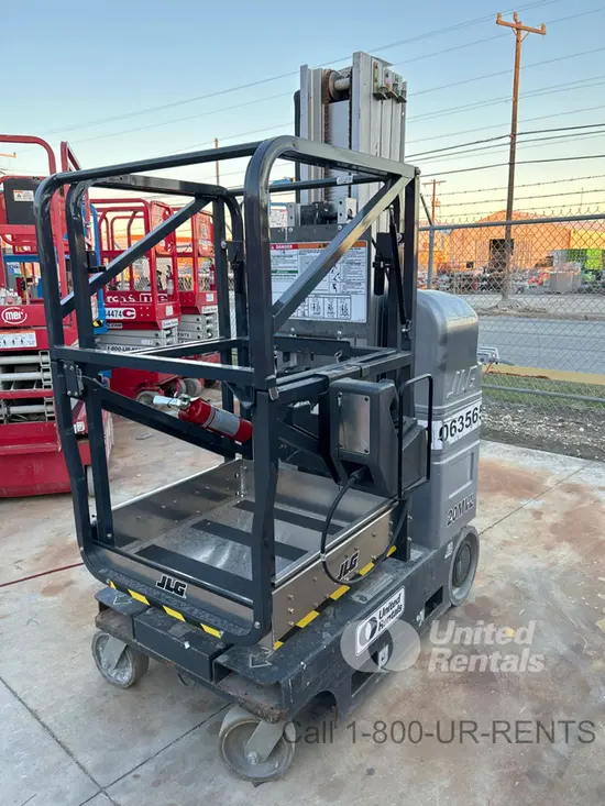 2017 JLG 20MVL Self-Propelled One-Person Lift