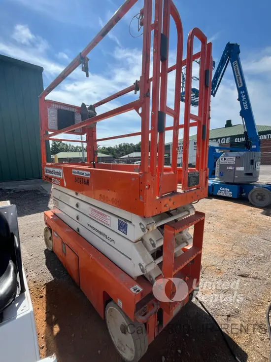 2020 Snorkel S3226E Scissor Lift