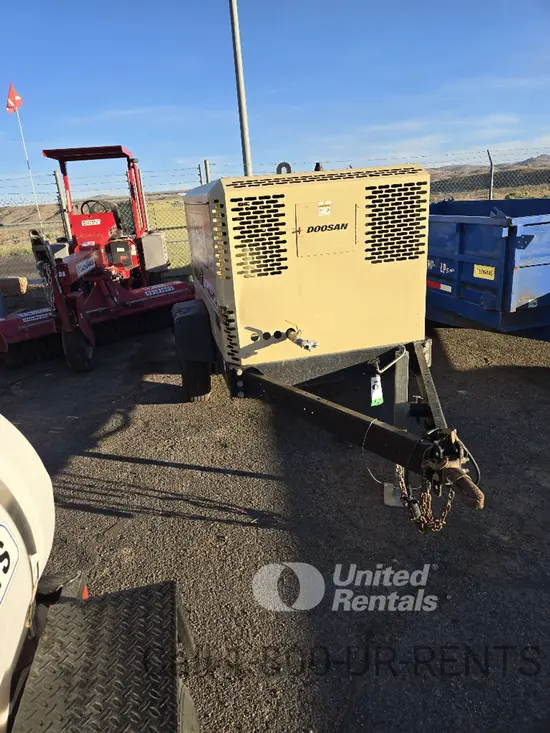 2021 Doosan P425/HP375WCUT4 Air Compressor