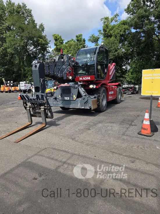 2017 MAGNI RTH 6.46 M Forklift
