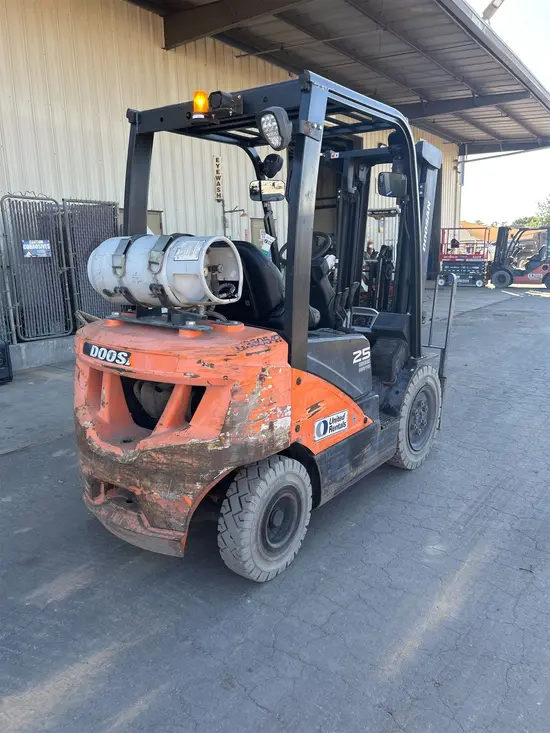 2022 Doosan G25P-7DF Warehouse Forklift