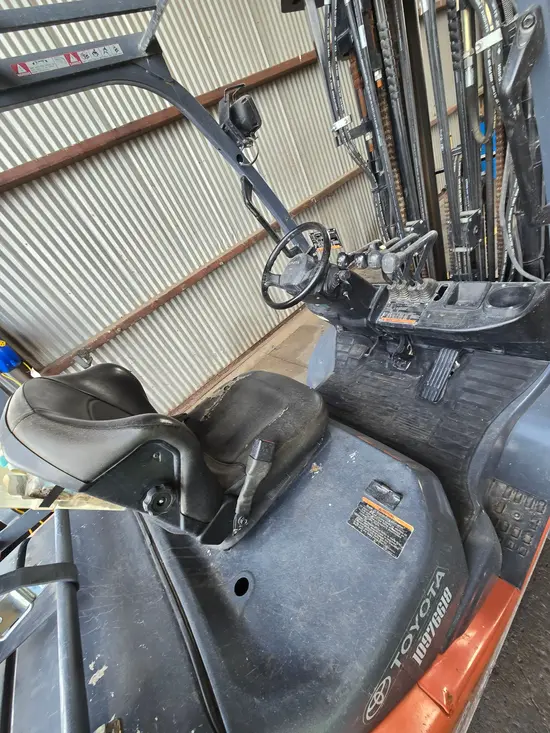 2019 Toyota 8FGU25 Warehouse Forklift