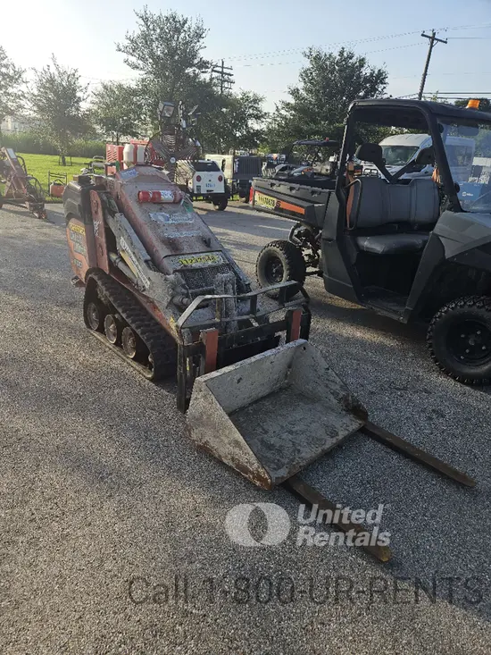 2021 Ditch Witch SK600 Track Loader