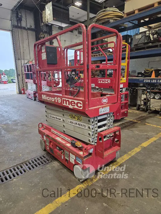 2019 MEC MICRO 19 Scissor Lift