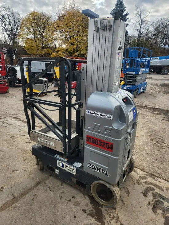 2018 JLG 20MVL Self-Propelled One-Person Lift