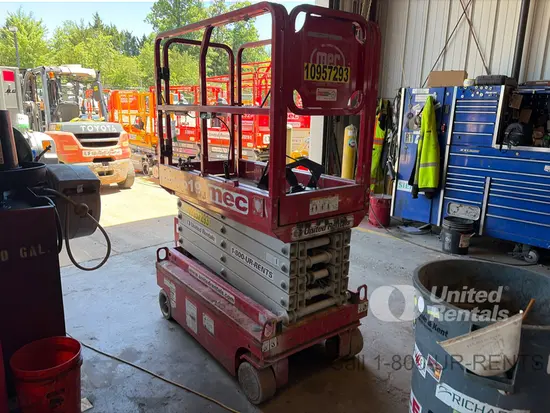 2019 MEC MICRO 19 Scissor Lift