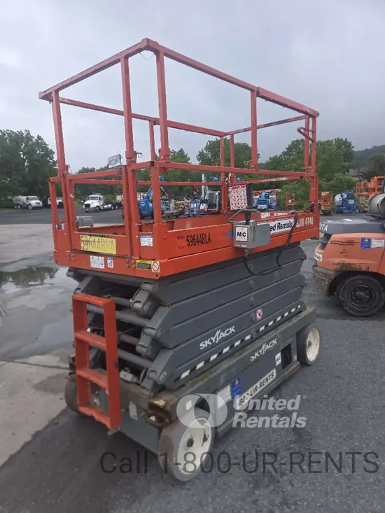 2018 Skyjack SJIII4740 Scissor Lift