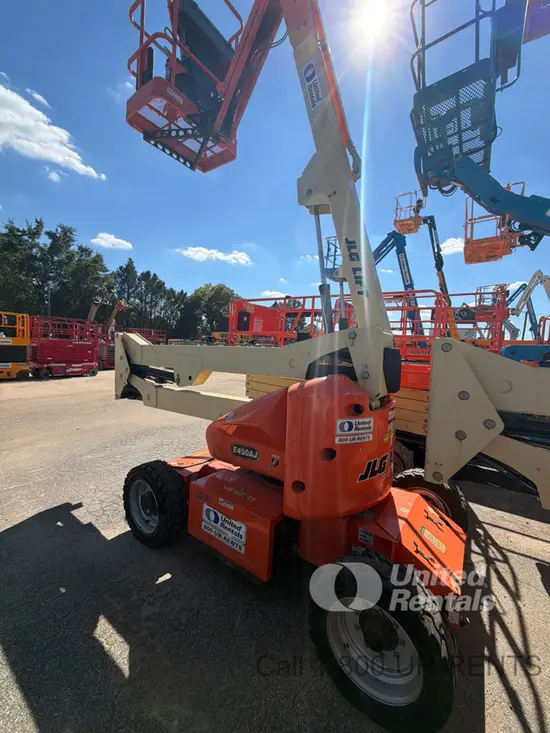 2016 JLG E450AJ Articulating Boom Lift