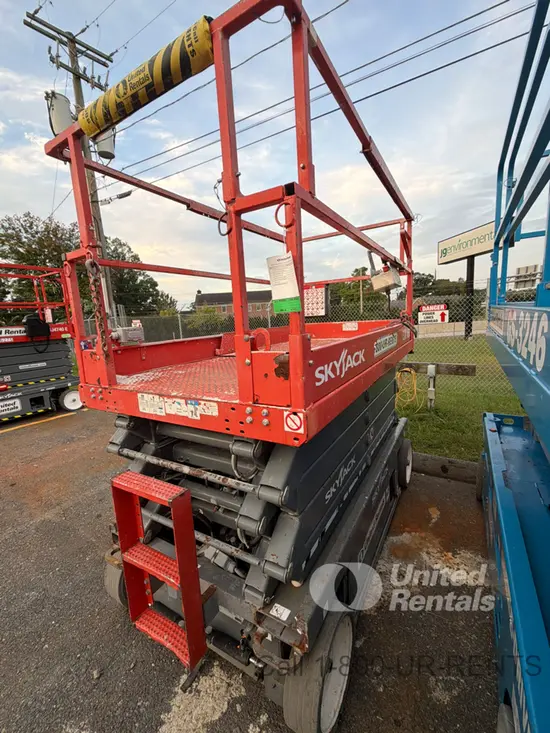 2018 Skyjack SJIII4632 Scissor Lift