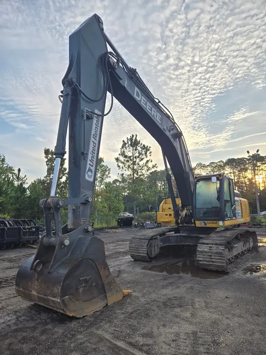 2019 John Deere 350G LC Excavator