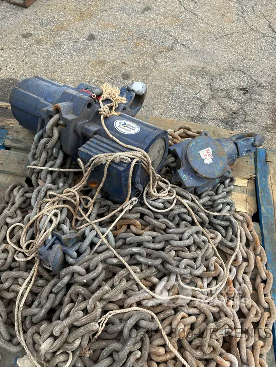 2012 JD NEUHAUS PROFI 10T Hoist