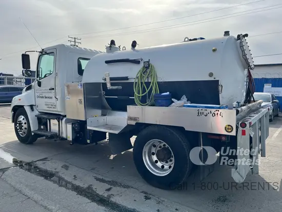 2019 HINO 268DCD4X2