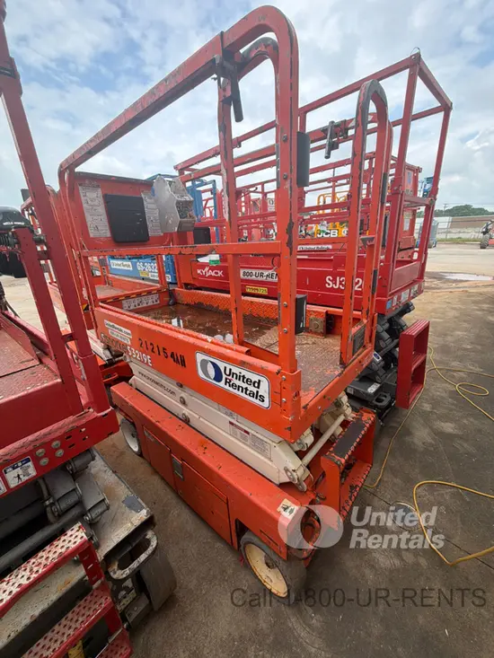 2018 Snorkel S3219E Scissor Lift
